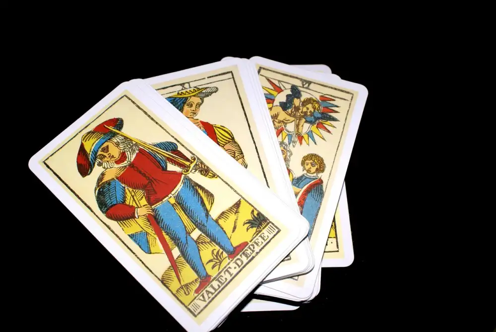 Yes No Tarot