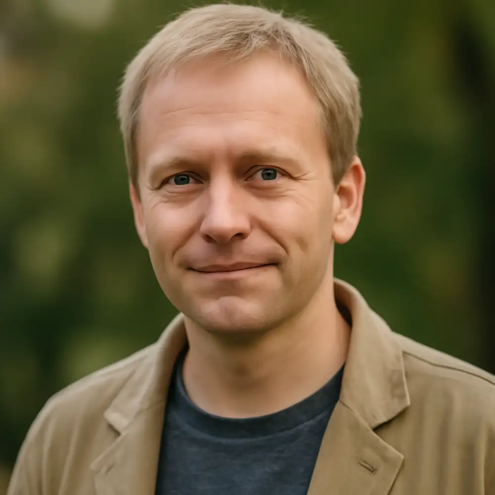 Editorem časopisu letajicisen.cz je Radovan Šimůnek